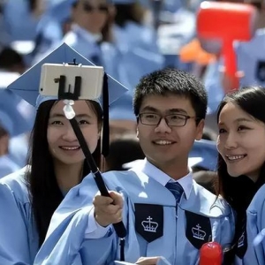 留学热迎来“寒潮期”？教育部做出回应:部分学历或将不再被认可